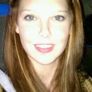 Meet your Posher, Carlynn